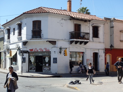 We went to this restaurant for a quick Empanada lunch snack.